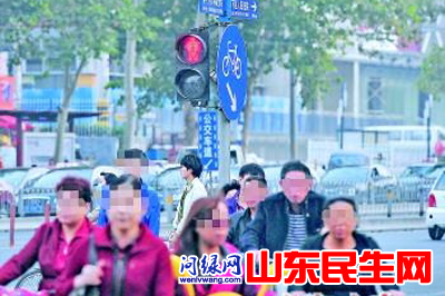 爱国.jpg