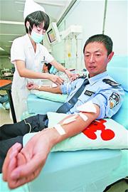 2006꣬39ӿӲתҵйֽ֧ӣһͨͨ񾯡˹ͨһжӱĵһ죬ӿò СָԱ˵һΡɹٵϵ£ӪְٴѵΪһͨĽվֵڣӿǰͷĴļ̲˼ƷʺͼͲεԸ˳شת䡣
